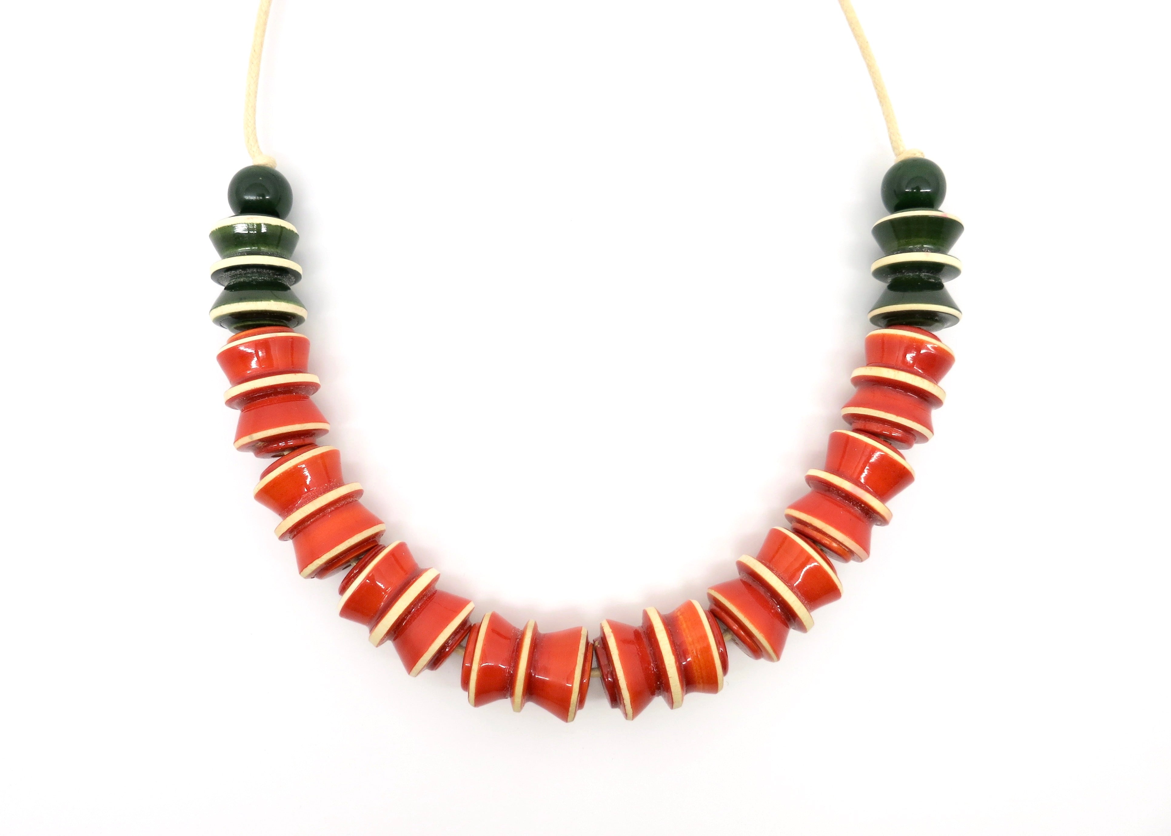 The Accordion Necklace (available in 3 different colors) - Craft Stories