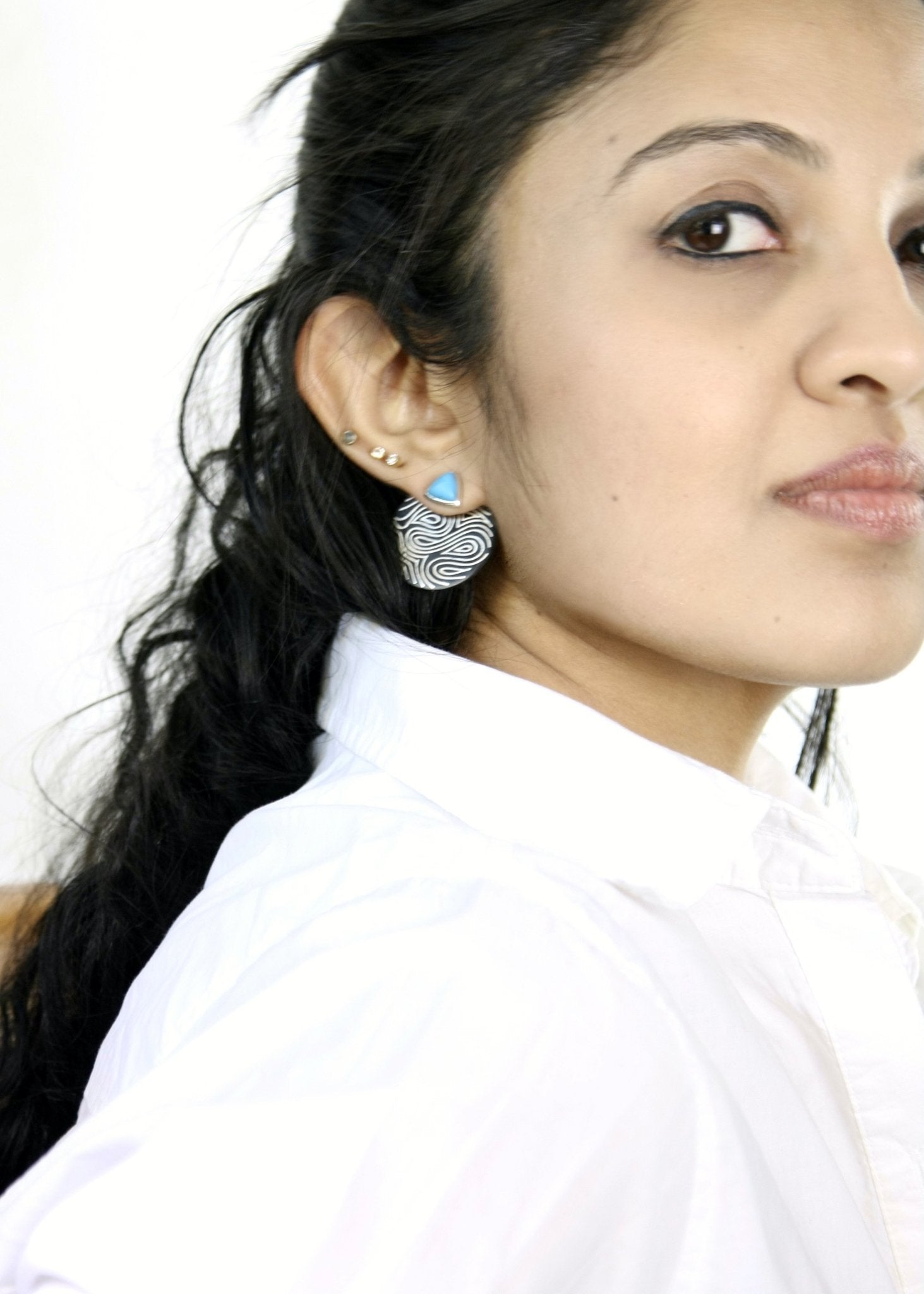 Detachable, round, ear jacket Bidri earrings - Lai