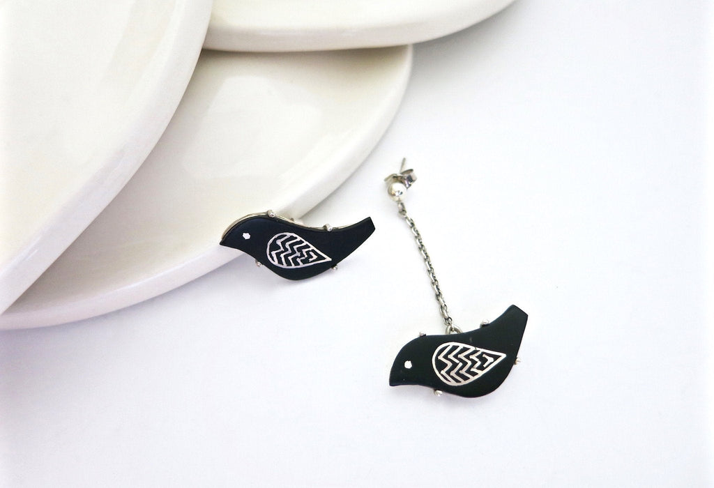 Quirky, asymmetrical Bidri bird earrings - Lai