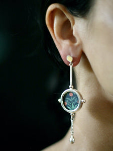 Stunning, asymmetrical, long-short, Mughal floral 'khasakhas' (poppies) earrings - Lai